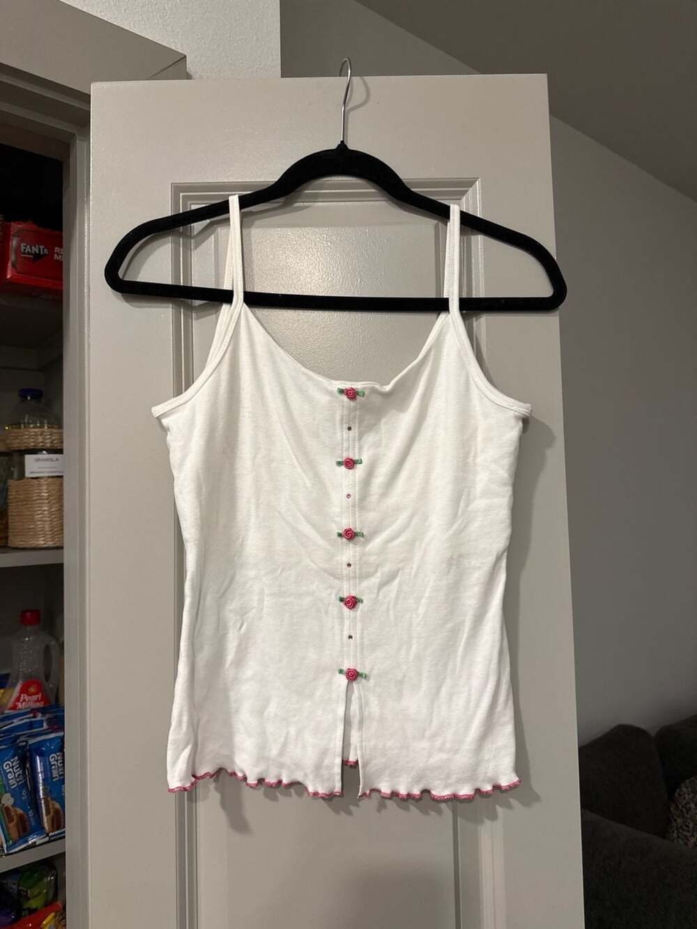 Angel Ranch White Rosette Rhinestone Lettuce Edge Camisole Tank Top Size M